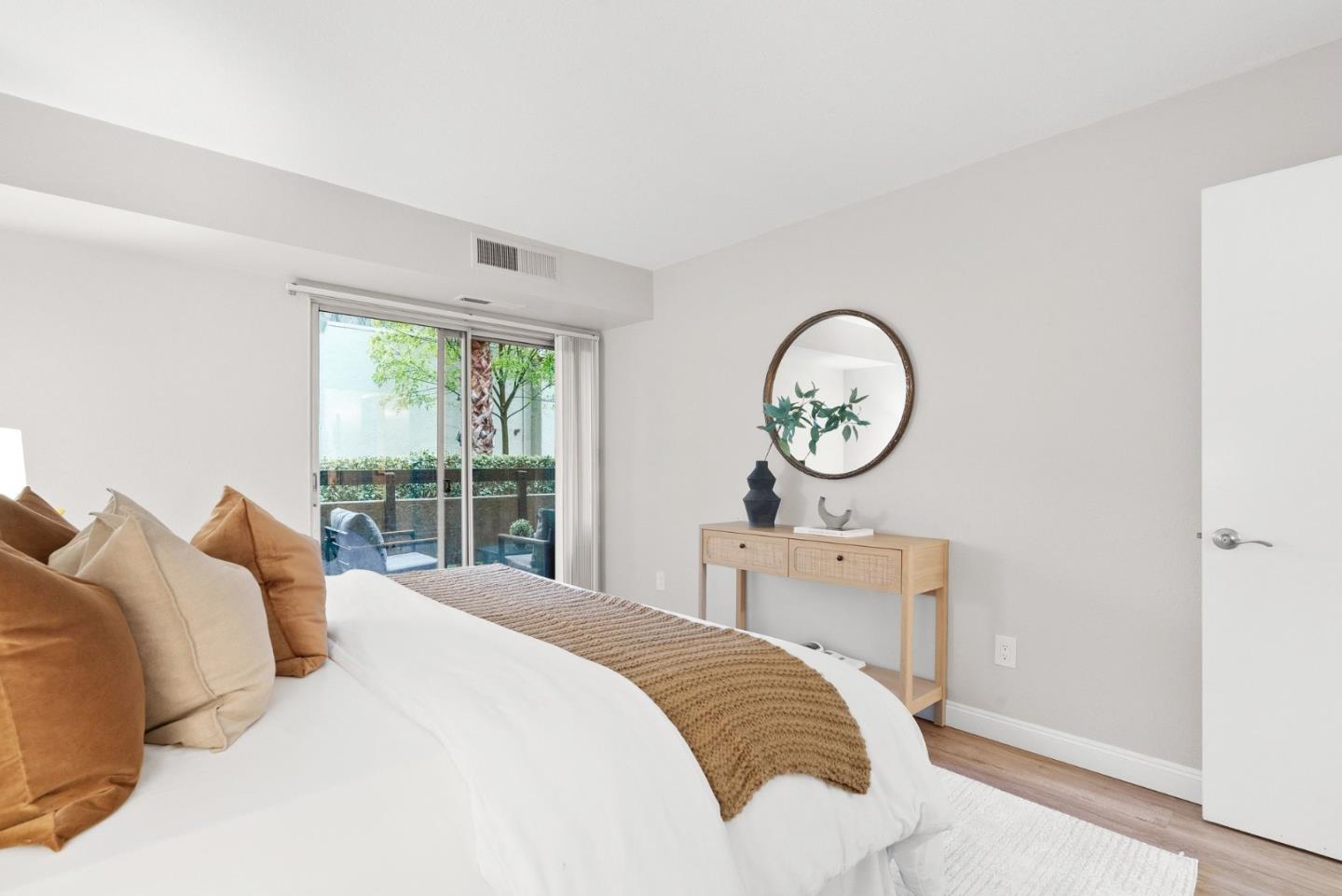 Detail Gallery Image 17 of 35 For 281 Tradewinds Dr #7,  San Jose,  CA 95123 - 1 Beds | 1 Baths