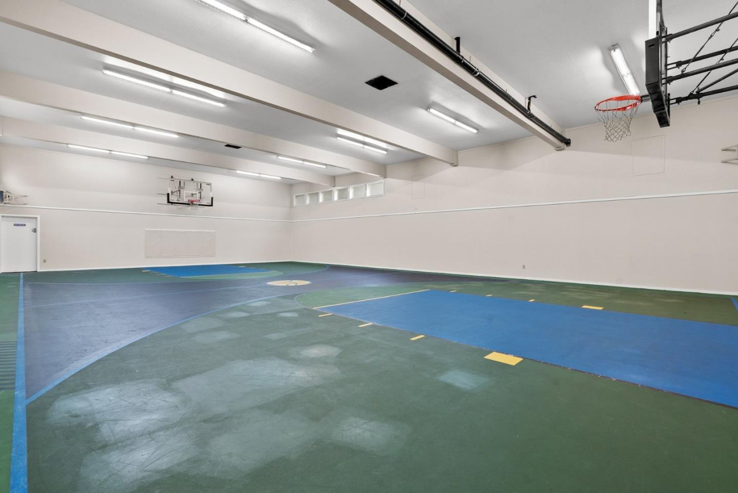 Detail Gallery Image 34 of 35 For 281 Tradewinds Dr #7,  San Jose,  CA 95123 - 1 Beds | 1 Baths