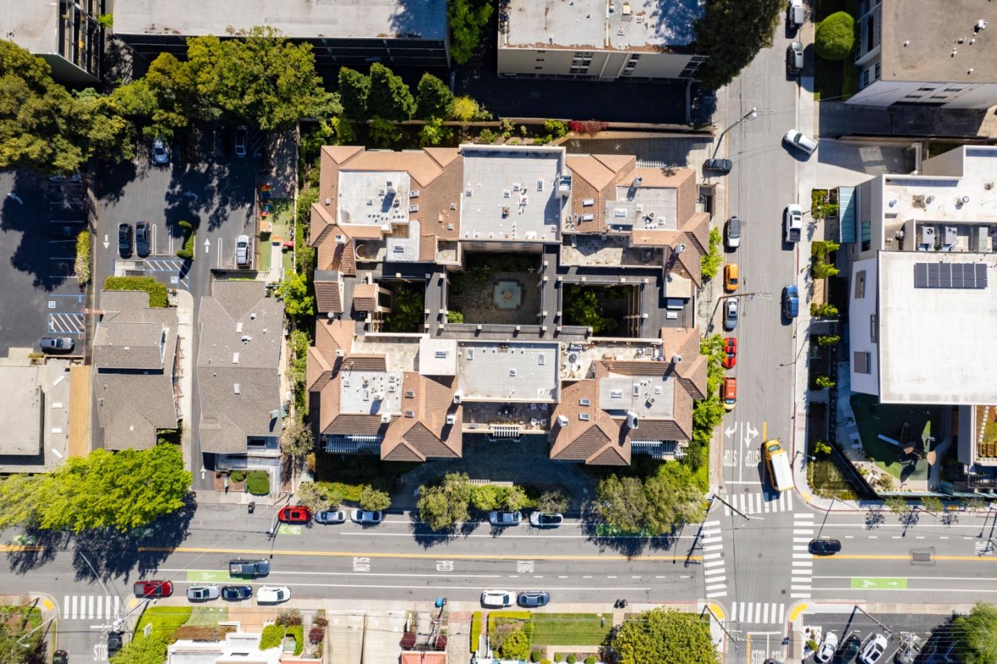 Detail Gallery Image 56 of 60 For 153 N. San Mateo Dr #204,  San Mateo,  CA 94401 - 2 Beds | 2 Baths