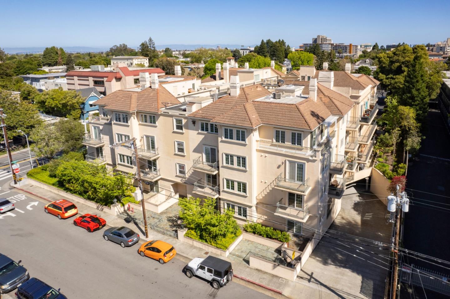 Detail Gallery Image 57 of 60 For 153 N. San Mateo Dr #204,  San Mateo,  CA 94401 - 2 Beds | 2 Baths