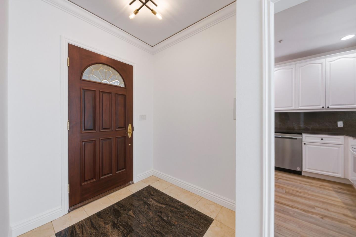 Detail Gallery Image 8 of 60 For 153 N. San Mateo Dr #204,  San Mateo,  CA 94401 - 2 Beds | 2 Baths