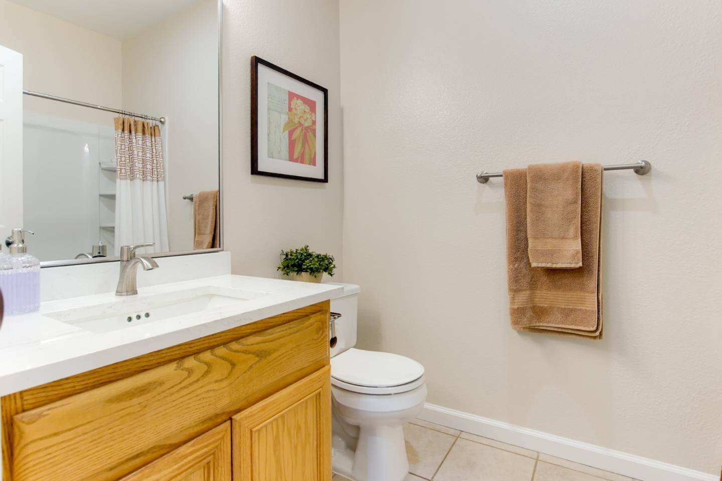 Detail Gallery Image 21 of 51 For 740 Hillock, Hollister,  CA 95023 - 4 Beds | 3 Baths