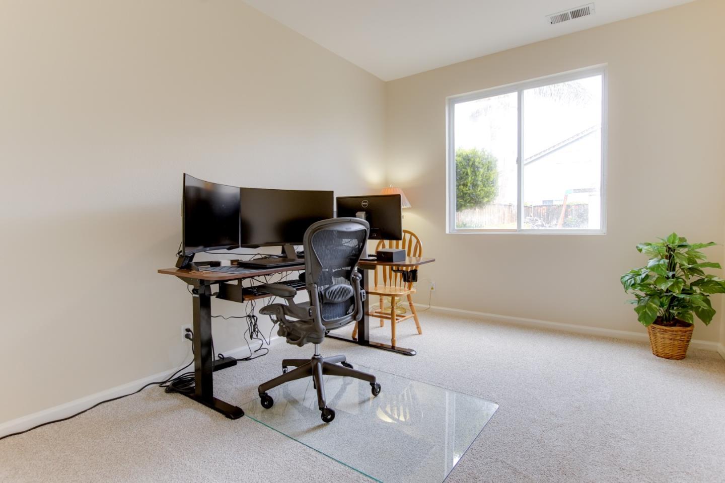 Detail Gallery Image 24 of 51 For 740 Hillock, Hollister,  CA 95023 - 4 Beds | 3 Baths