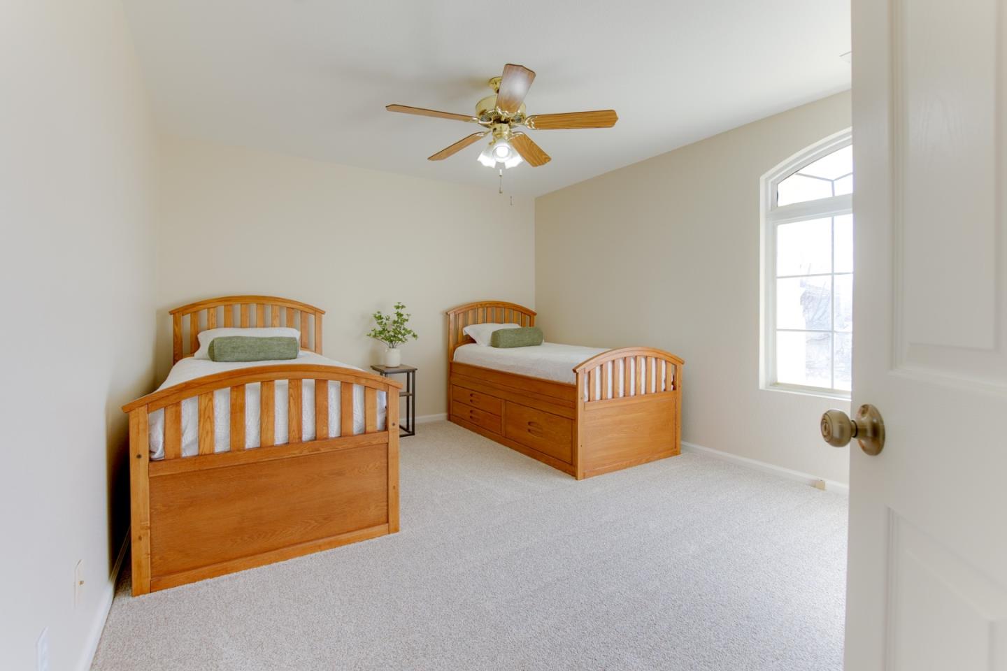 Detail Gallery Image 30 of 51 For 740 Hillock, Hollister,  CA 95023 - 4 Beds | 3 Baths