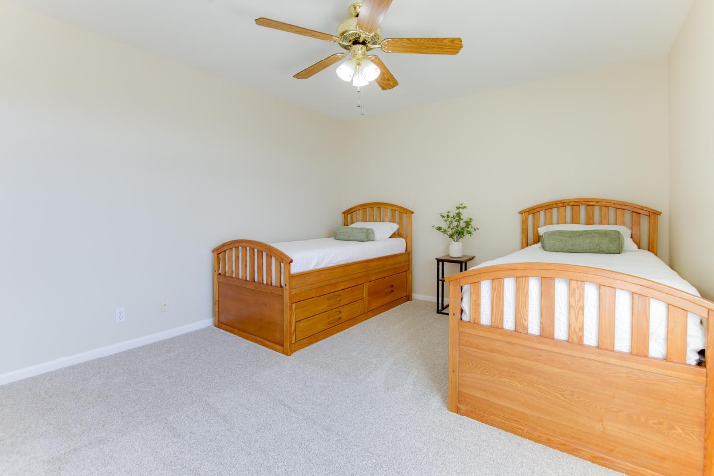 Detail Gallery Image 31 of 51 For 740 Hillock, Hollister,  CA 95023 - 4 Beds | 3 Baths