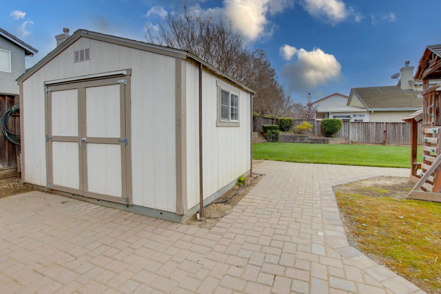 Detail Gallery Image 45 of 51 For 740 Hillock, Hollister,  CA 95023 - 4 Beds | 3 Baths