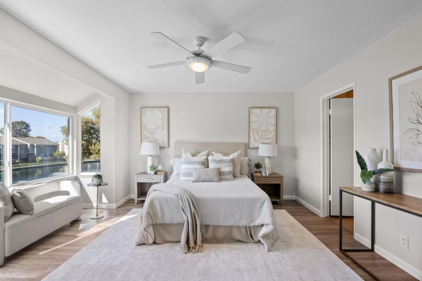 Detail Gallery Image 12 of 27 For 844 Andromeda Ln, Foster City,  CA 94404 - 3 Beds | 2/1 Baths