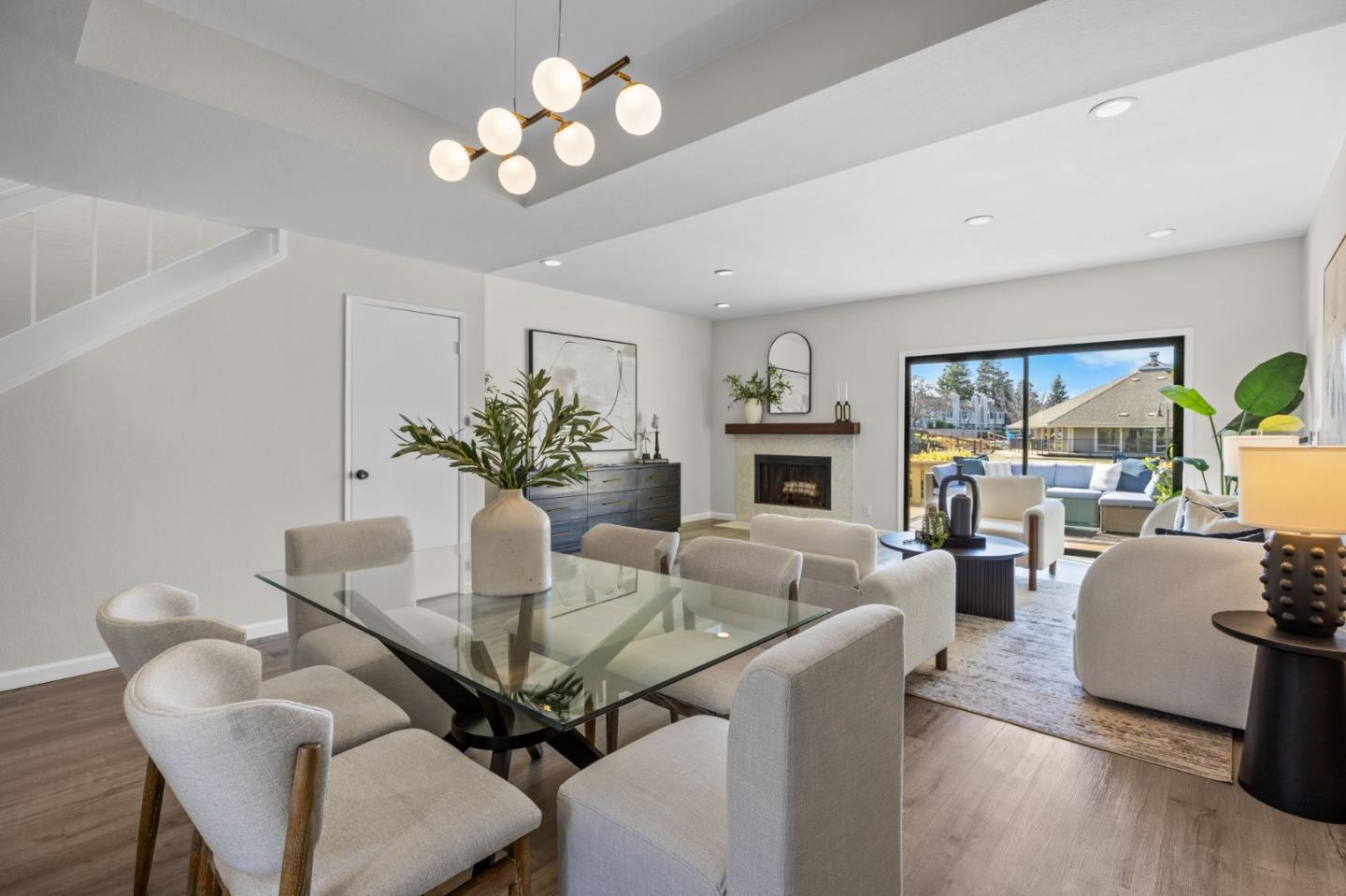 Detail Gallery Image 4 of 27 For 844 Andromeda Ln, Foster City,  CA 94404 - 3 Beds | 2/1 Baths