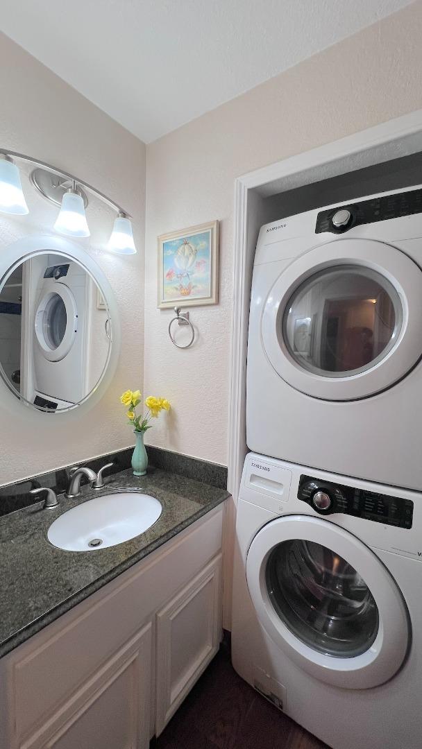 Detail Gallery Image 10 of 16 For 4849 Pine Forest Pl, San Jose,  CA 95118 - 2 Beds | 2 Baths