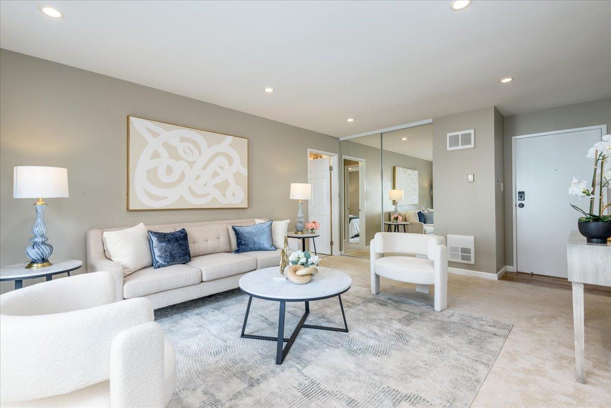 Detail Gallery Image 3 of 23 For 821 N Humboldt St #309,  San Mateo,  CA 94401 - 1 Beds | 1 Baths