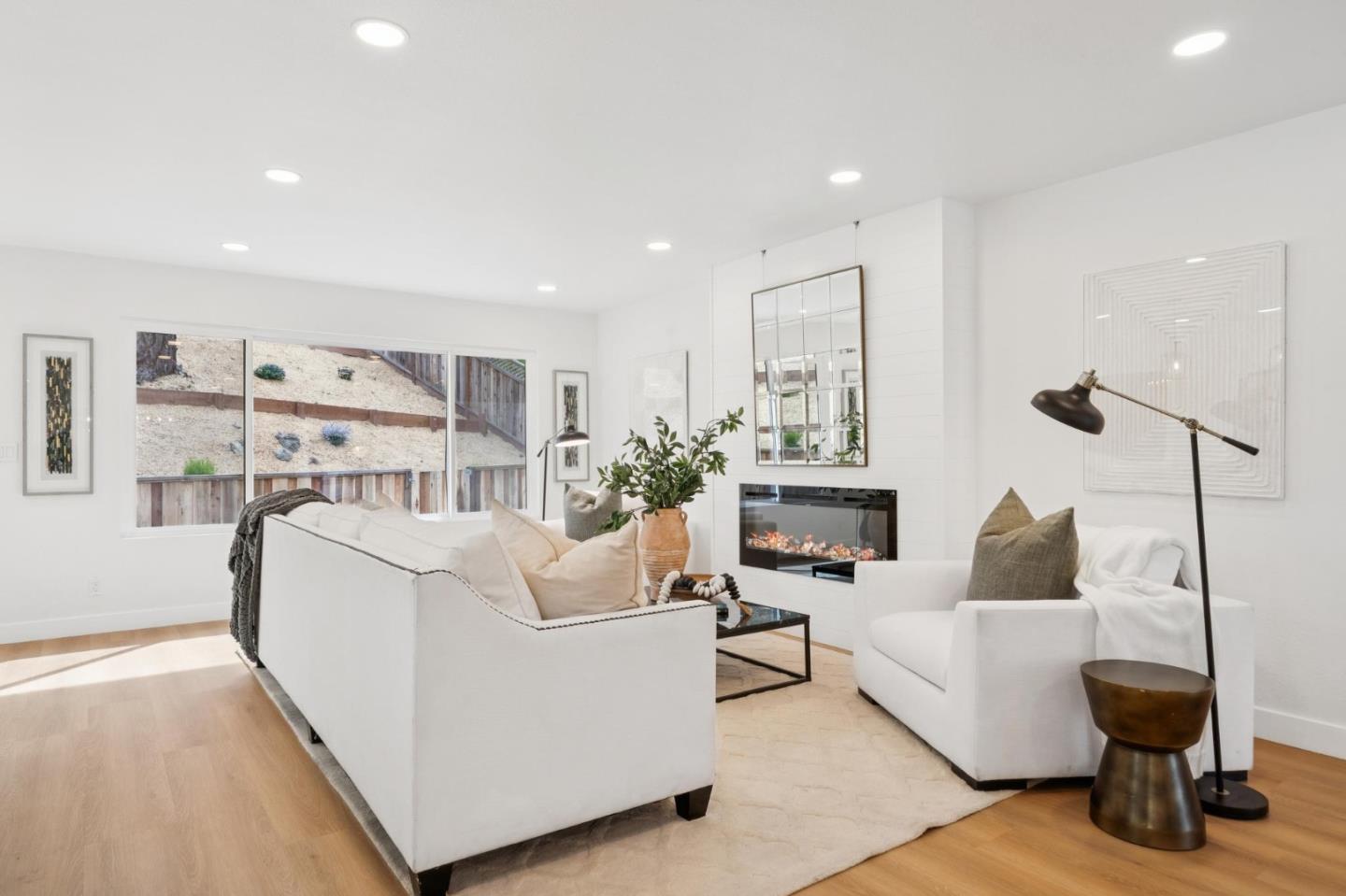 Detail Gallery Image 29 of 89 For 1276 Laurel Hill Dr, San Mateo,  CA 94402 - 3 Beds | 2 Baths