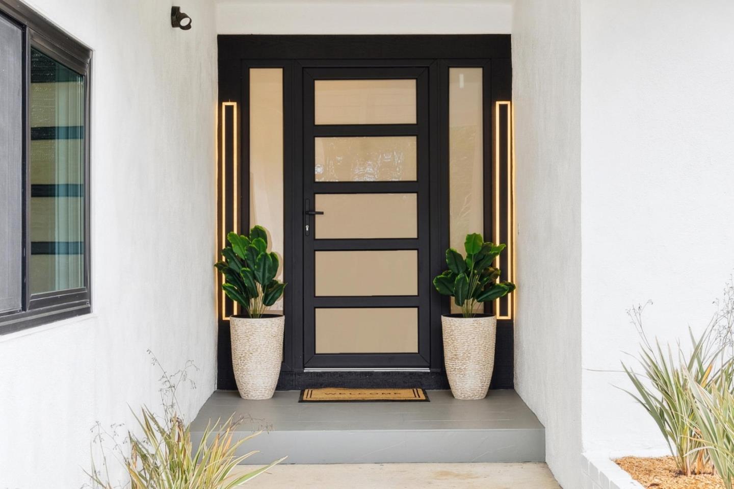 Detail Gallery Image 3 of 89 For 1276 Laurel Hill Dr, San Mateo,  CA 94402 - 3 Beds | 2 Baths