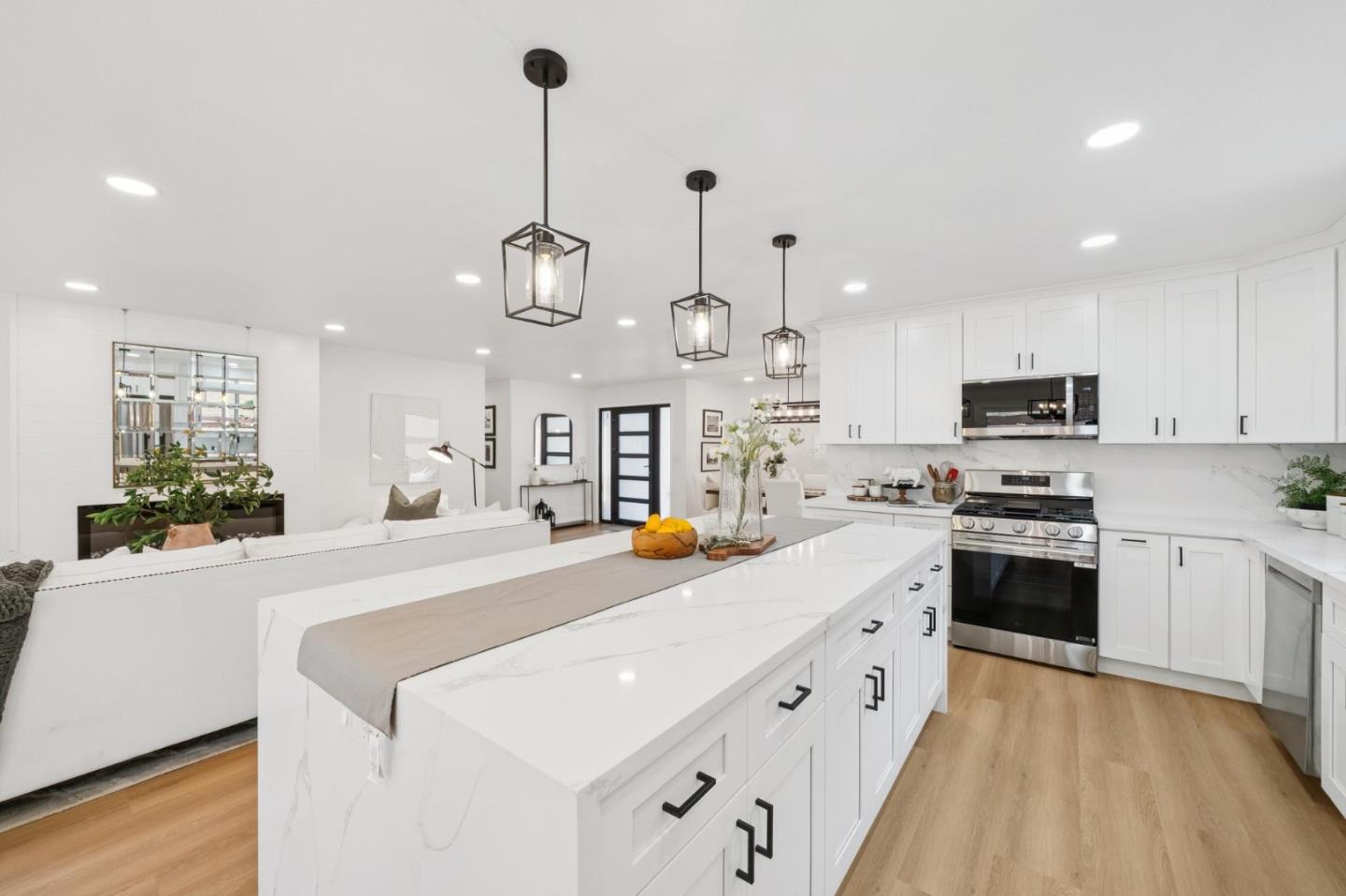 Detail Gallery Image 36 of 89 For 1276 Laurel Hill Dr, San Mateo,  CA 94402 - 3 Beds | 2 Baths