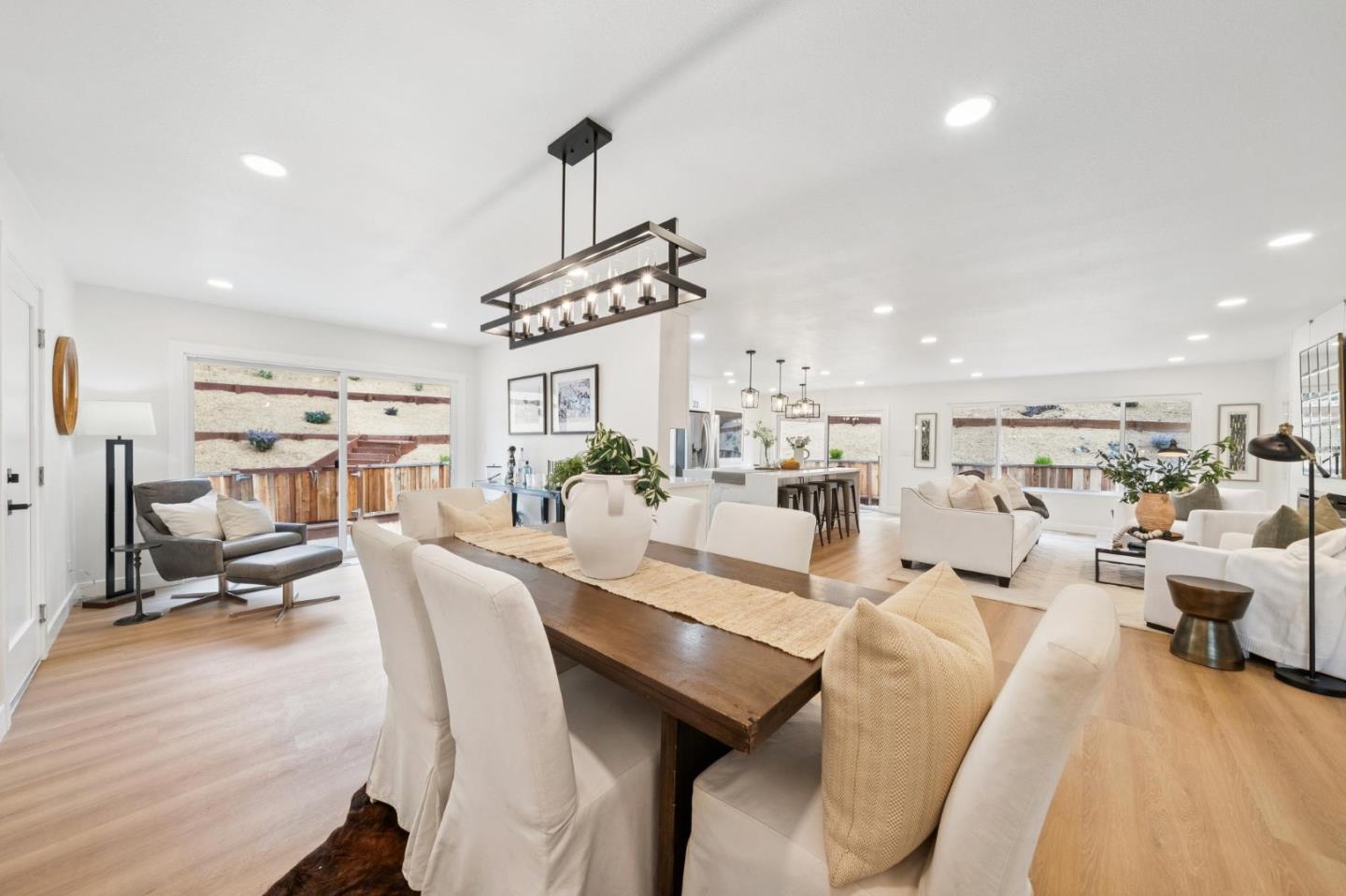 Detail Gallery Image 38 of 89 For 1276 Laurel Hill Dr, San Mateo,  CA 94402 - 3 Beds | 2 Baths