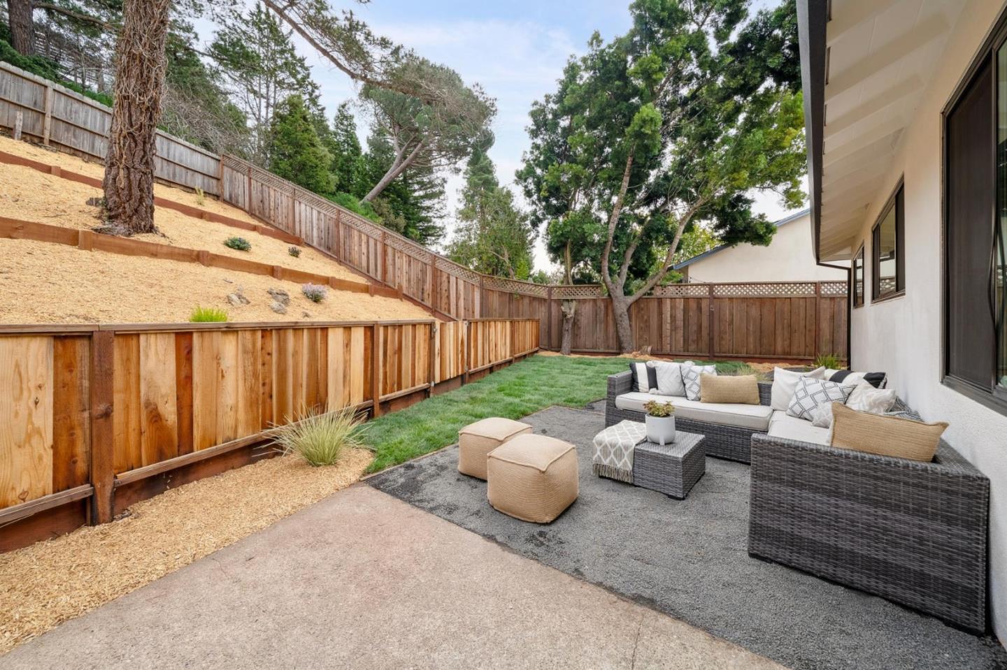 Detail Gallery Image 44 of 89 For 1276 Laurel Hill Dr, San Mateo,  CA 94402 - 3 Beds | 2 Baths