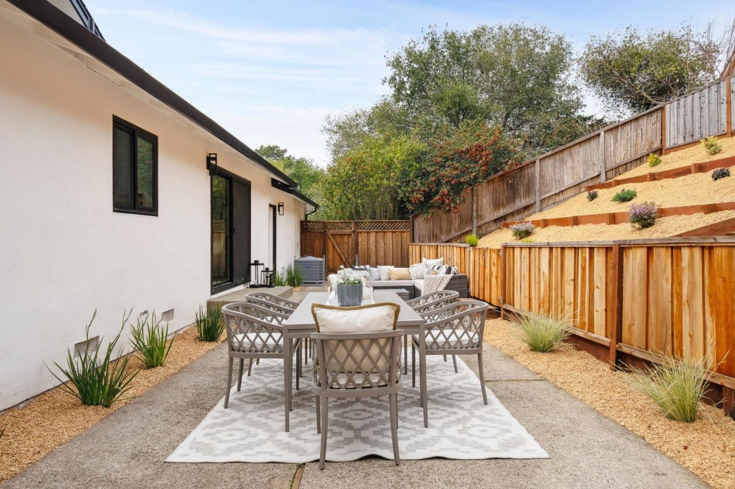 Detail Gallery Image 48 of 89 For 1276 Laurel Hill Dr, San Mateo,  CA 94402 - 3 Beds | 2 Baths