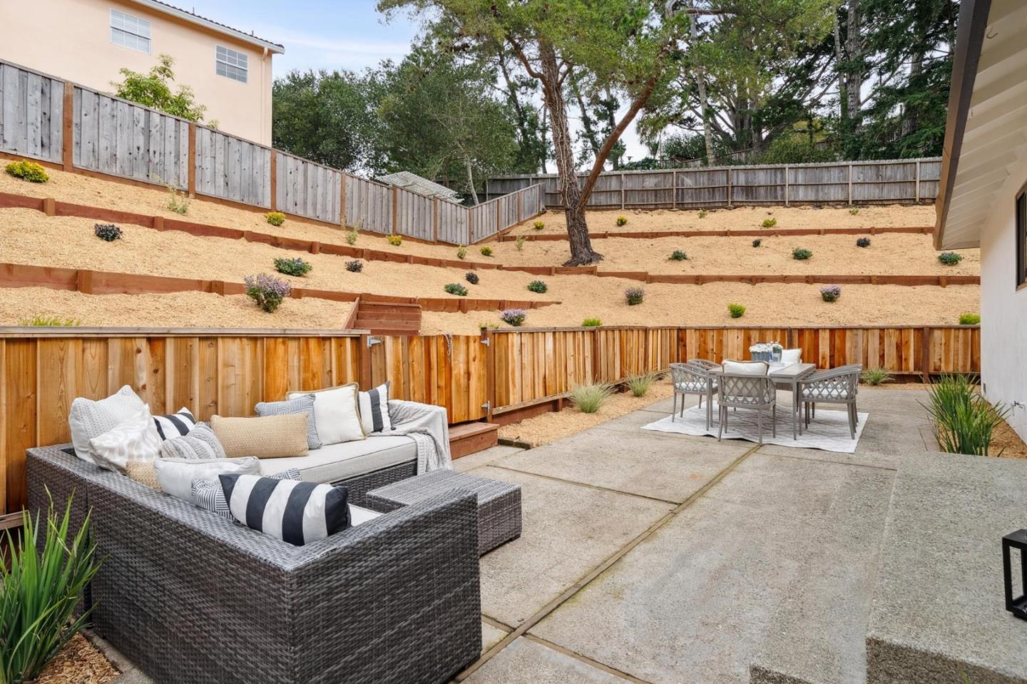 Detail Gallery Image 54 of 89 For 1276 Laurel Hill Dr, San Mateo,  CA 94402 - 3 Beds | 2 Baths