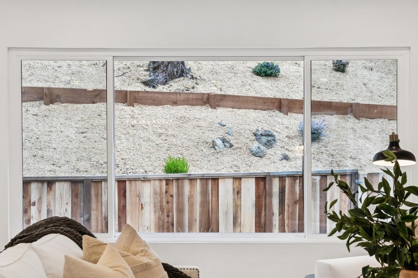 Detail Gallery Image 77 of 89 For 1276 Laurel Hill Dr, San Mateo,  CA 94402 - 3 Beds | 2 Baths