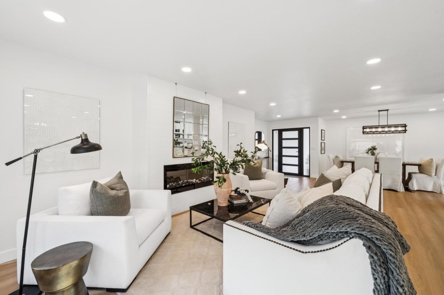 Detail Gallery Image 8 of 89 For 1276 Laurel Hill Dr, San Mateo,  CA 94402 - 3 Beds | 2 Baths