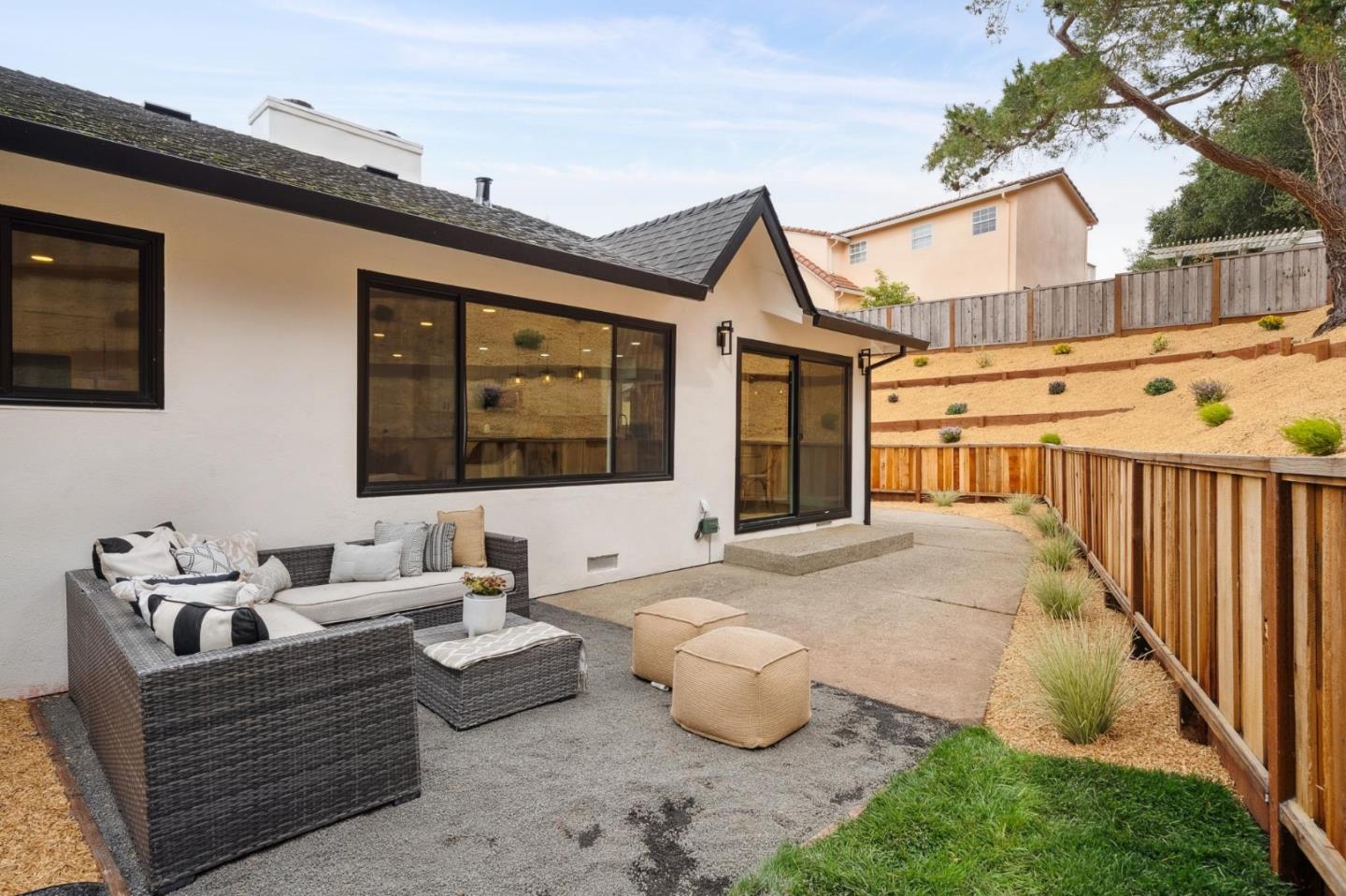 Detail Gallery Image 81 of 89 For 1276 Laurel Hill Dr, San Mateo,  CA 94402 - 3 Beds | 2 Baths