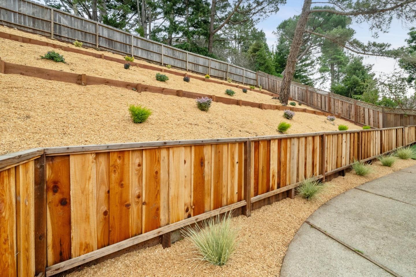 Detail Gallery Image 85 of 89 For 1276 Laurel Hill Dr, San Mateo,  CA 94402 - 3 Beds | 2 Baths