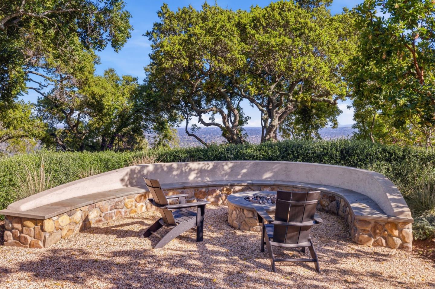 Detail Gallery Image 19 of 22 For 36 Loma Rd, Redwood City,  CA 94062 - 5 Beds | 4/3 Baths