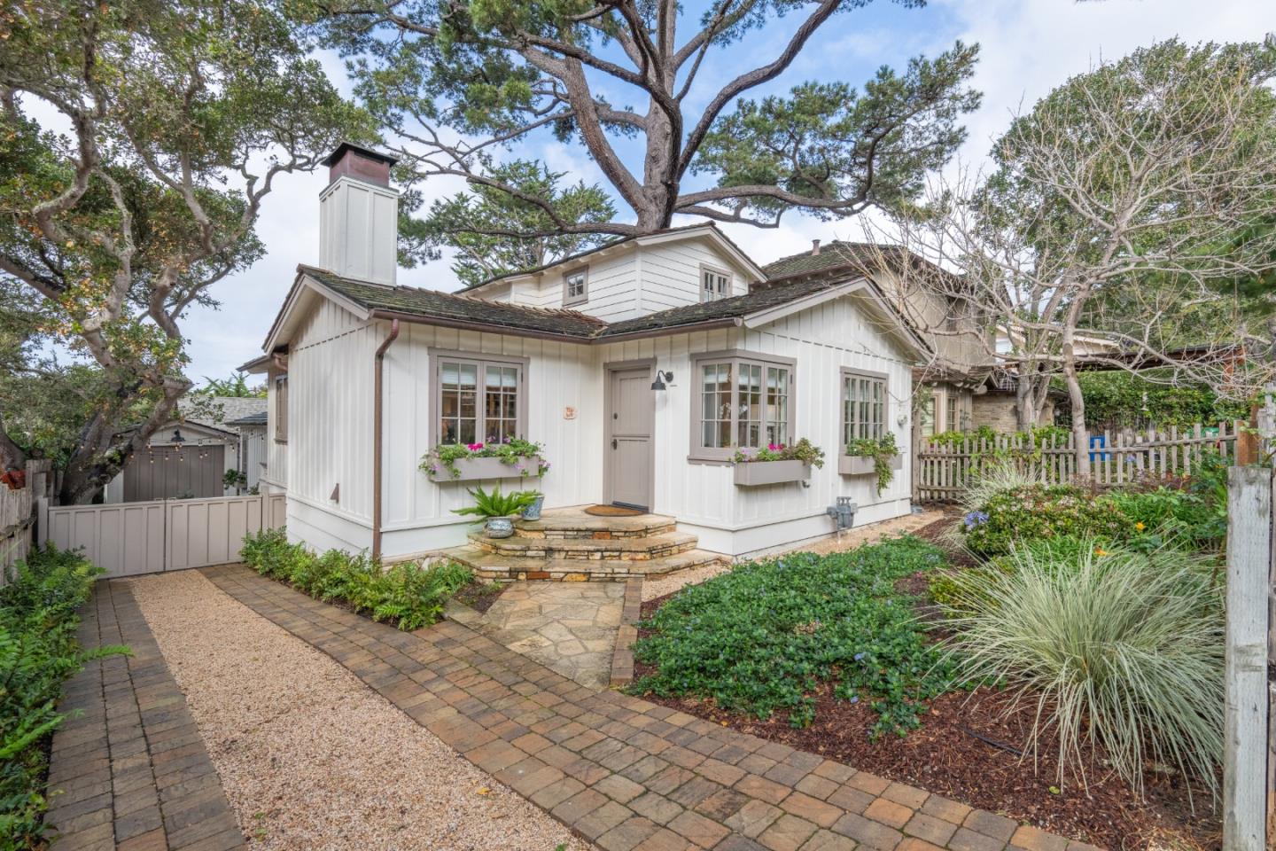 Detail Gallery Image 24 of 30 For 0 Casanova 3 Nw of 9th Ave, Carmel,  CA 93923 - 3 Beds | 2/1 Baths