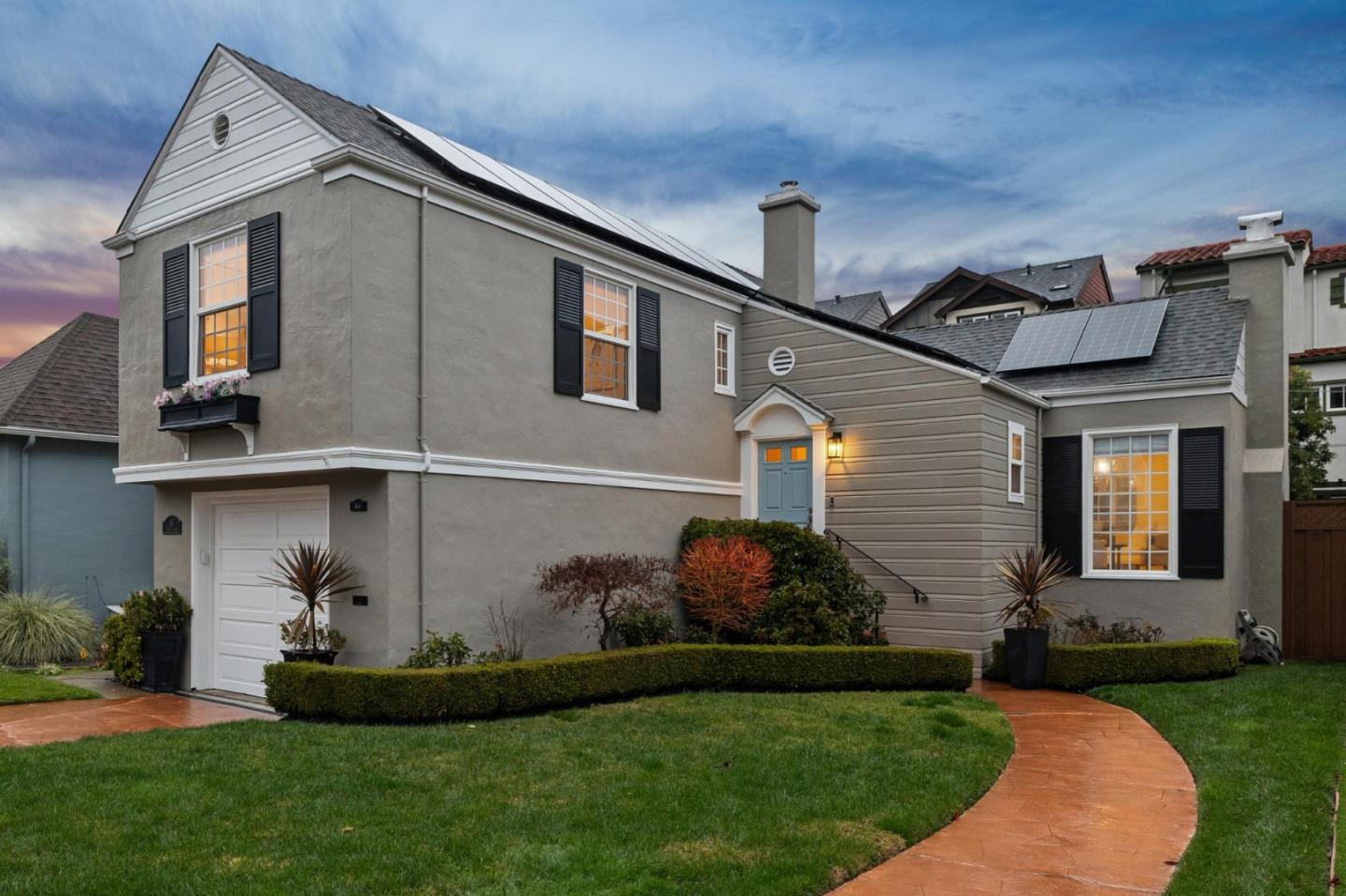 Detail Gallery Image 2 of 46 For 56 Tilton Ter, San Mateo,  CA 94401 - 2 Beds | 2 Baths