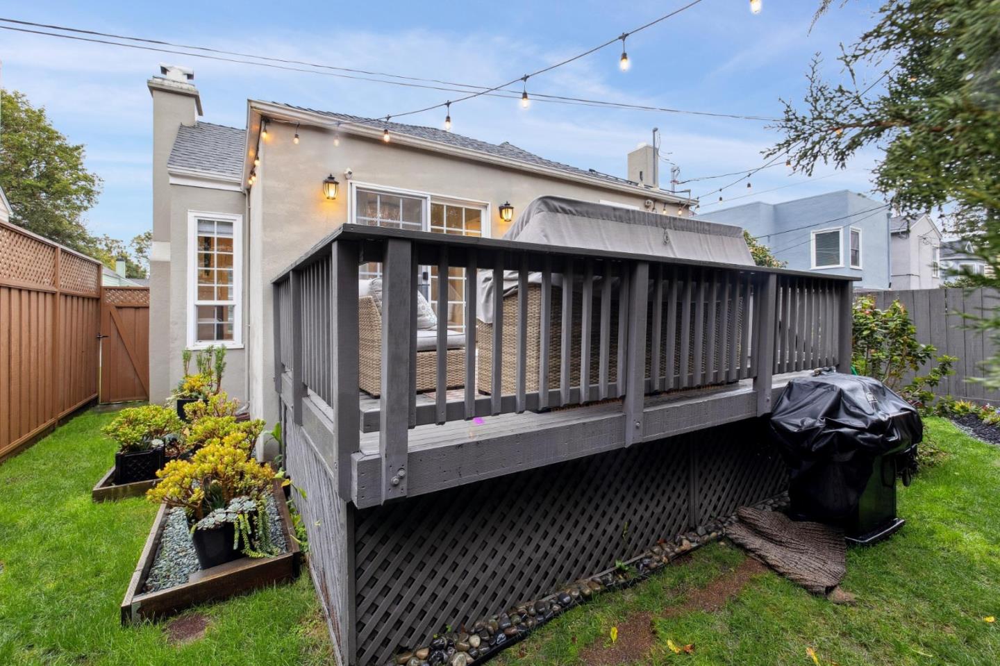 Detail Gallery Image 38 of 46 For 56 Tilton Ter, San Mateo,  CA 94401 - 2 Beds | 2 Baths