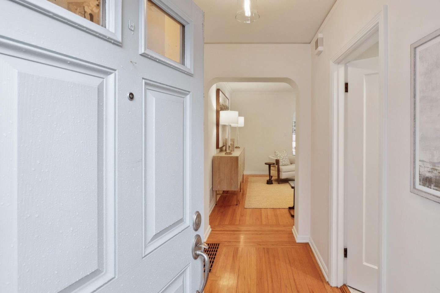 Detail Gallery Image 4 of 46 For 56 Tilton Ter, San Mateo,  CA 94401 - 2 Beds | 2 Baths