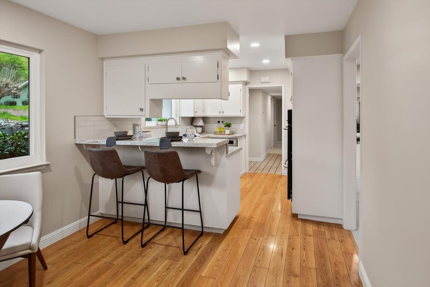 Detail Gallery Image 20 of 49 For 14920 E Hills Dr, San Jose,  CA 95127 - 5 Beds | 3/1 Baths