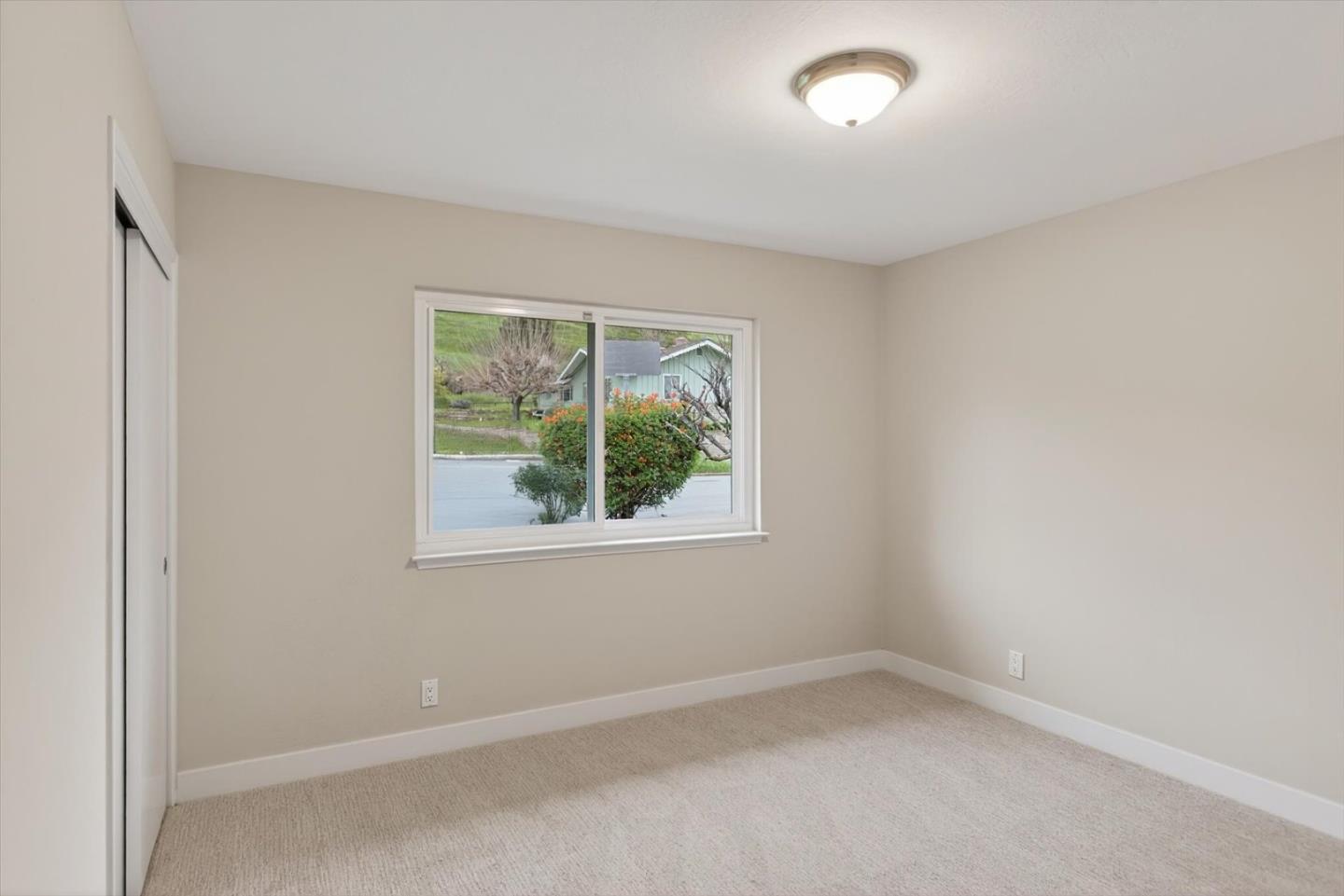 Detail Gallery Image 31 of 49 For 14920 E Hills Dr, San Jose,  CA 95127 - 5 Beds | 3/1 Baths