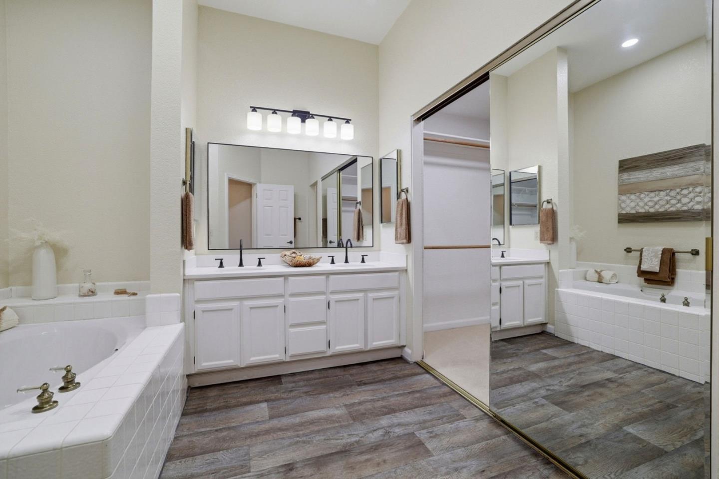 Detail Gallery Image 23 of 50 For 7527 Morevern Cir, San Jose,  CA 95135 - 2 Beds | 2/1 Baths