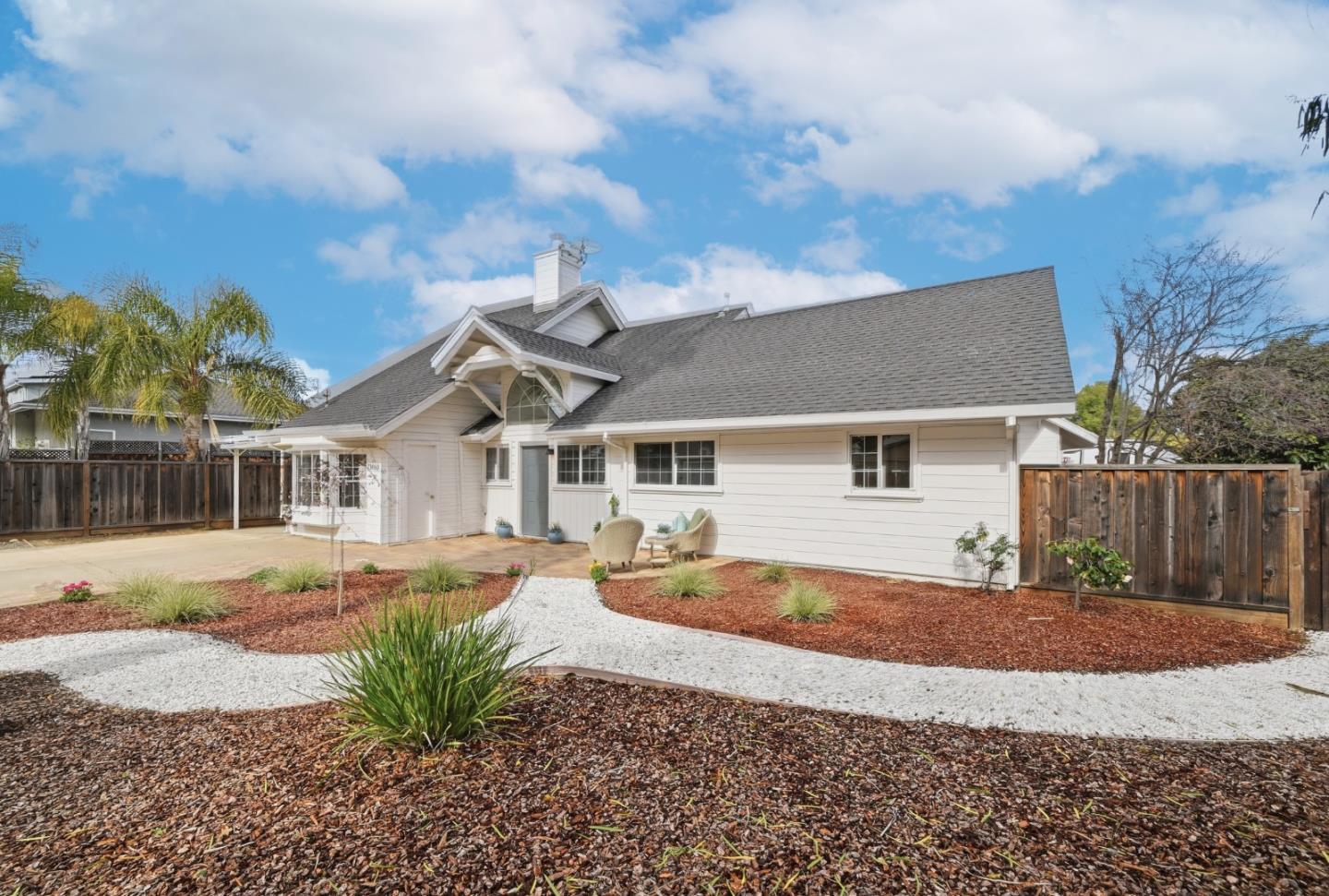 Detail Gallery Image 2 of 53 For 21060 Tulita Ct, Cupertino,  CA 95014 - 4 Beds | 2 Baths