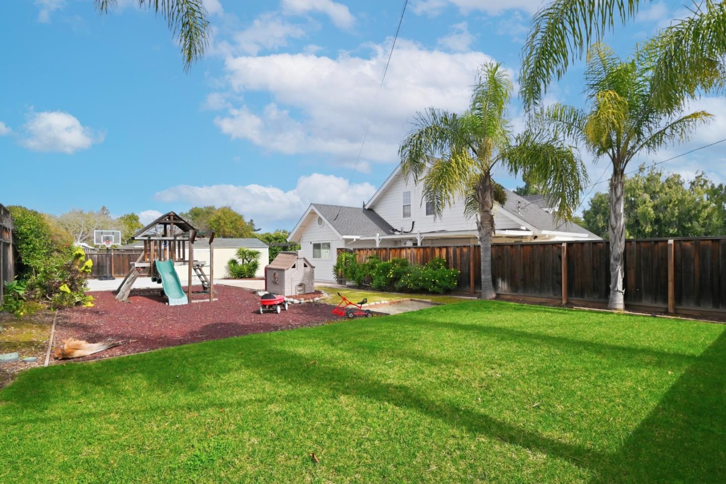 Detail Gallery Image 39 of 53 For 21060 Tulita Ct, Cupertino,  CA 95014 - 4 Beds | 2 Baths