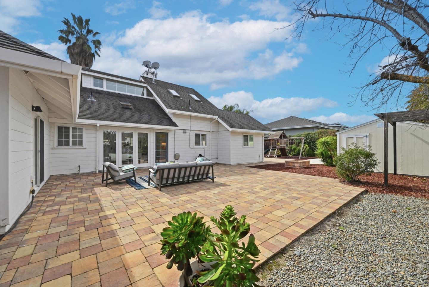 Detail Gallery Image 44 of 53 For 21060 Tulita Ct, Cupertino,  CA 95014 - 4 Beds | 2 Baths