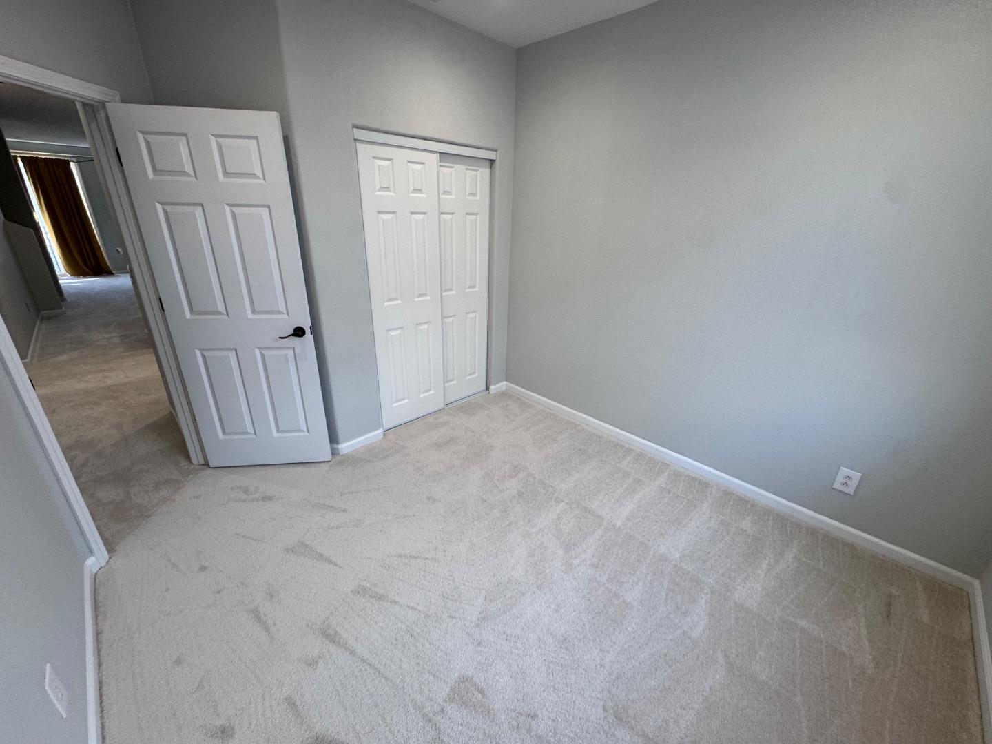 Detail Gallery Image 14 of 45 For 710 City Walk Pl #3,  Hayward,  CA 94541 - 3 Beds | 2/1 Baths