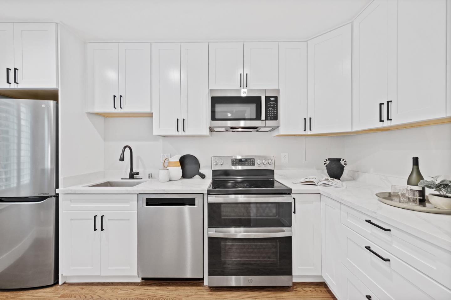 Detail Gallery Image 9 of 29 For 177 N El Camino Real Way #27,  San Mateo,  CA 94401 - 2 Beds | 1 Baths