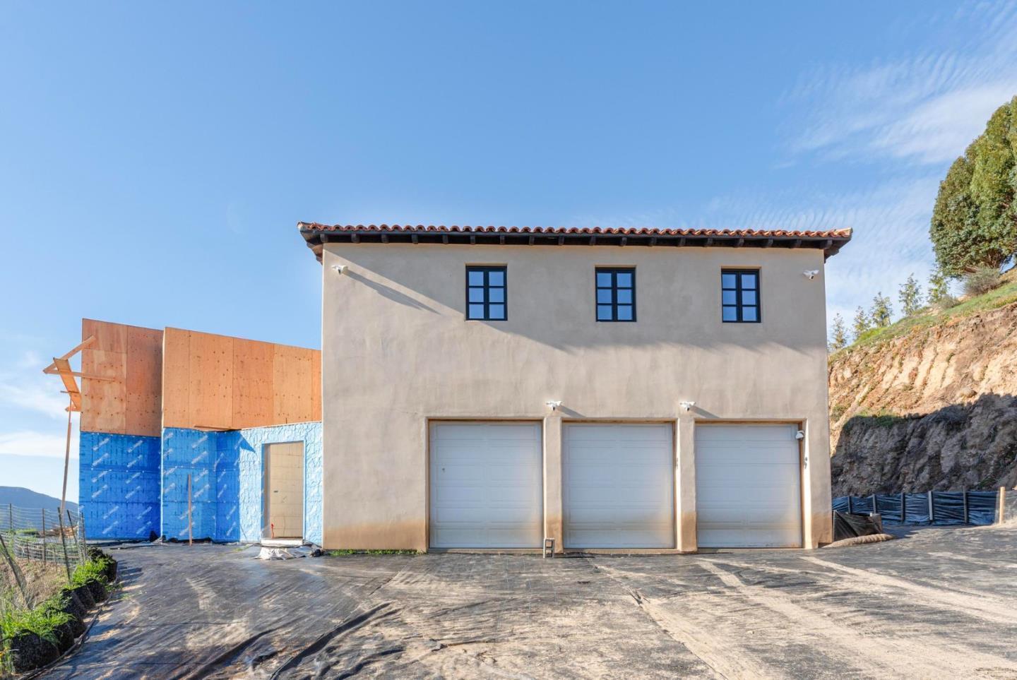 Detail Gallery Image 14 of 24 For 304 Country Club Hts, Carmel Valley,  CA 93924 - 4 Beds | 4/2 Baths