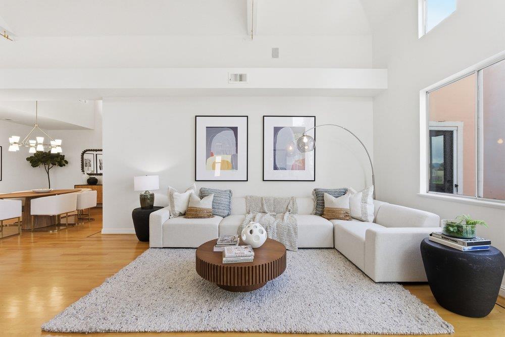 Detail Gallery Image 11 of 34 For 781 Mediterranean Ln, Redwood Shores,  CA 94065 - 2 Beds | 2 Baths