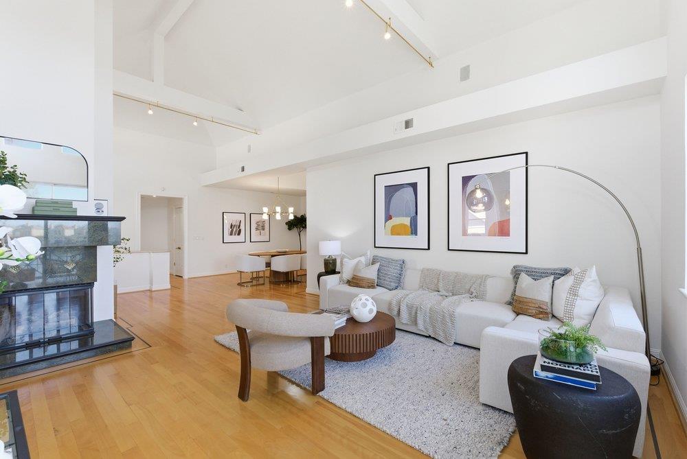 Detail Gallery Image 12 of 34 For 781 Mediterranean Ln, Redwood Shores,  CA 94065 - 2 Beds | 2 Baths