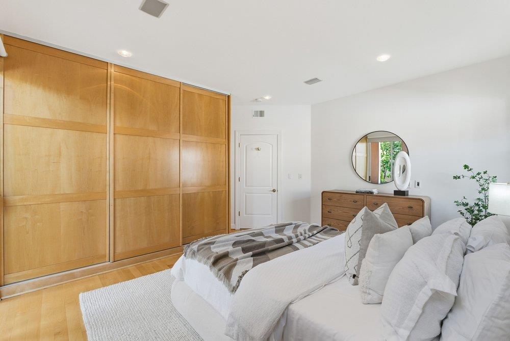 Detail Gallery Image 24 of 34 For 781 Mediterranean Ln, Redwood Shores,  CA 94065 - 2 Beds | 2 Baths