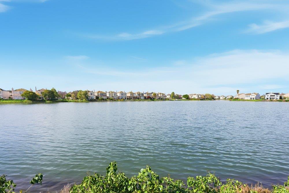 Detail Gallery Image 30 of 34 For 781 Mediterranean Ln, Redwood Shores,  CA 94065 - 2 Beds | 2 Baths