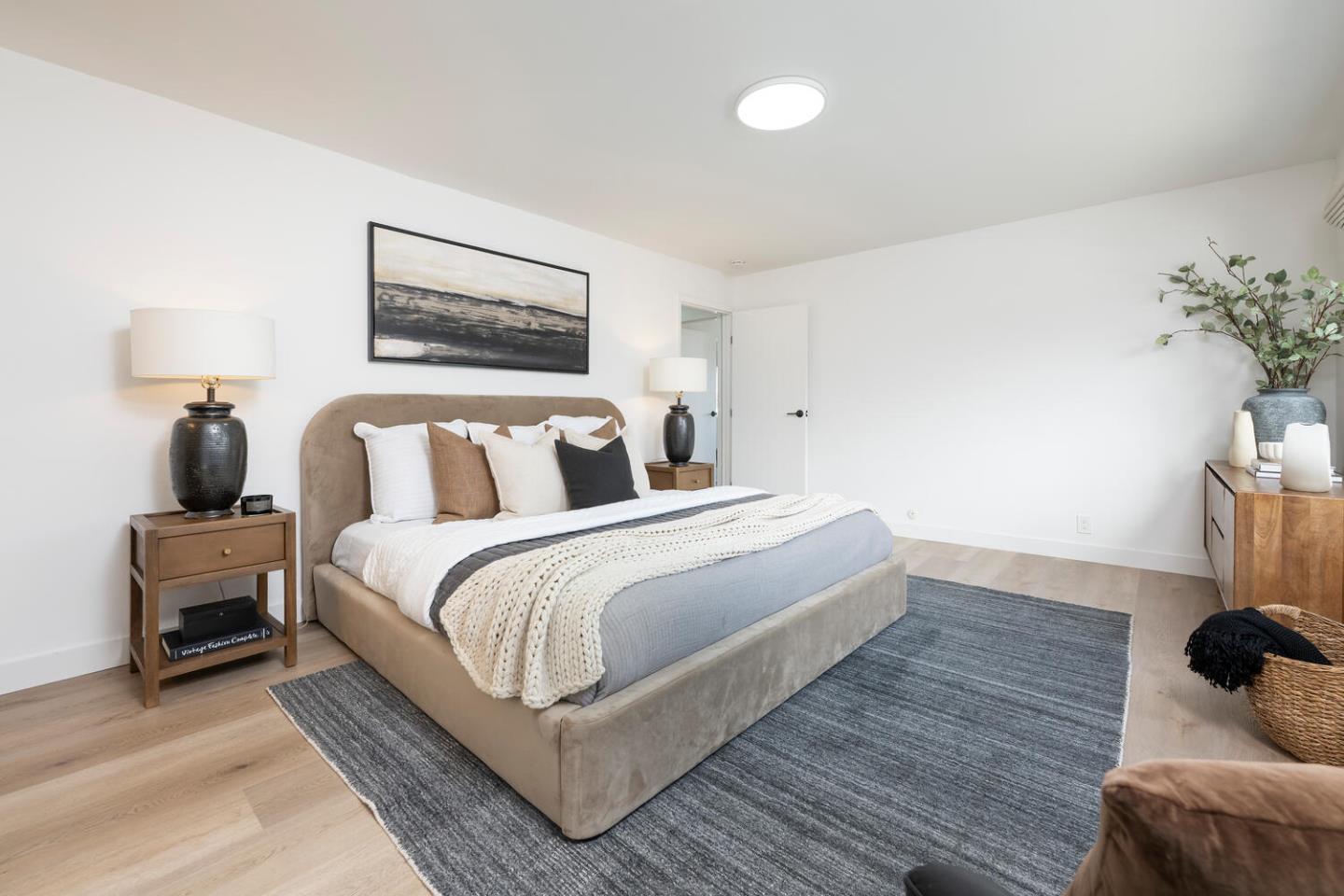 Detail Gallery Image 16 of 25 For 1500 Broadway #301,  Burlingame,  CA 94010 - 2 Beds | 2 Baths