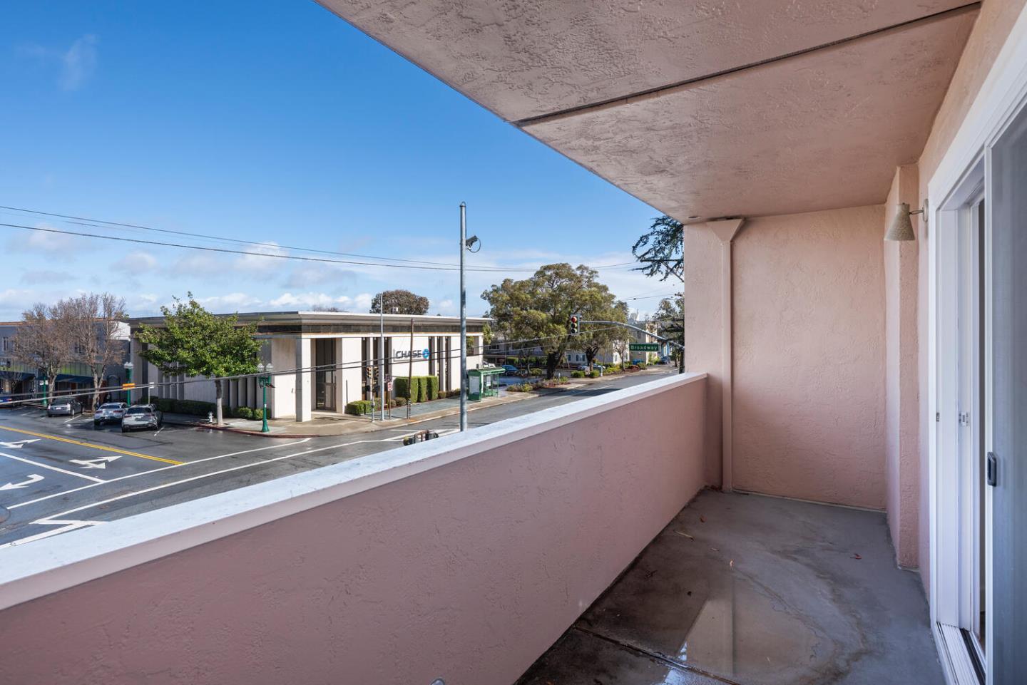 Detail Gallery Image 24 of 25 For 1500 Broadway #301,  Burlingame,  CA 94010 - 2 Beds | 2 Baths