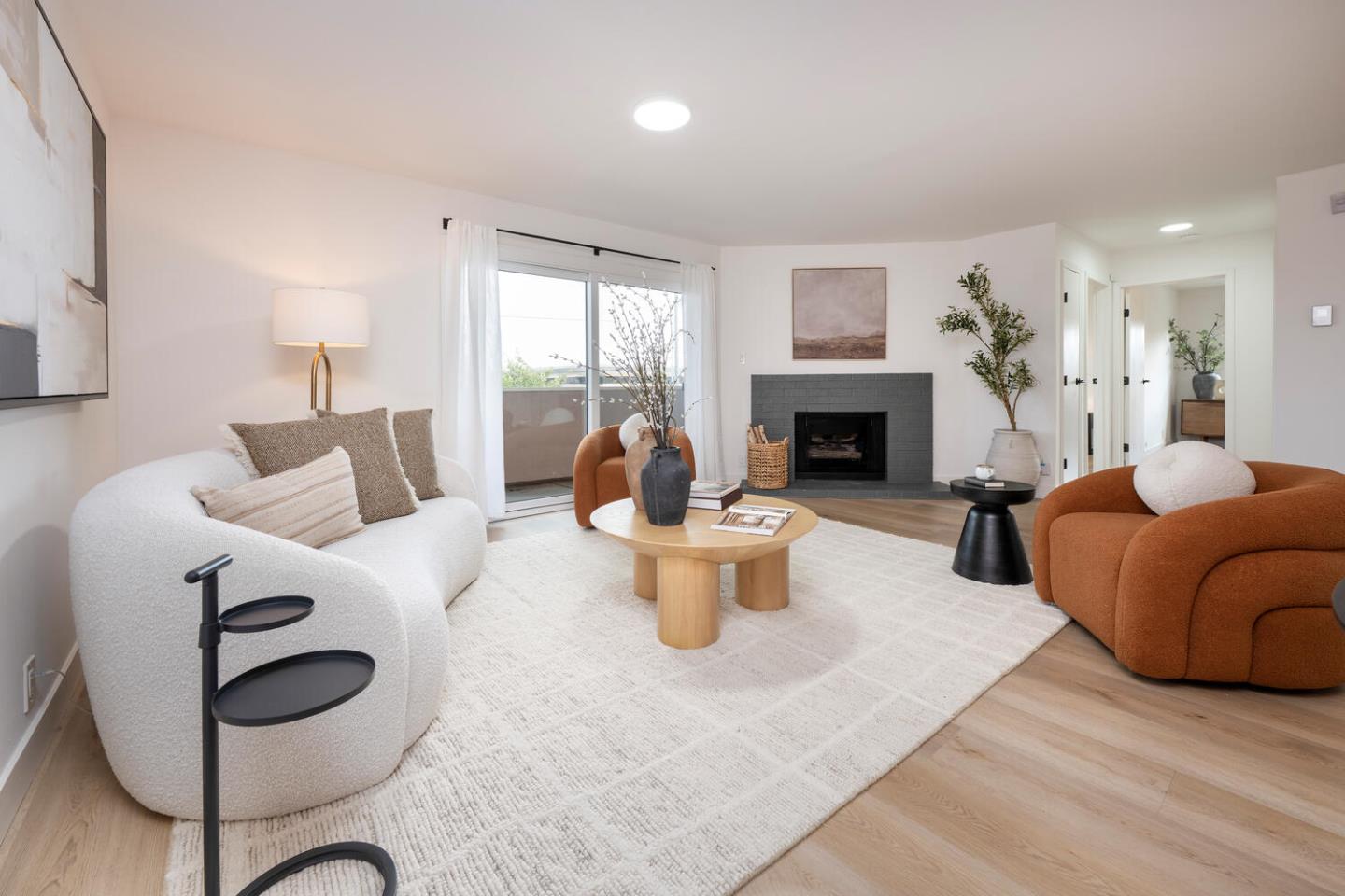 Detail Gallery Image 7 of 25 For 1500 Broadway #301,  Burlingame,  CA 94010 - 2 Beds | 2 Baths