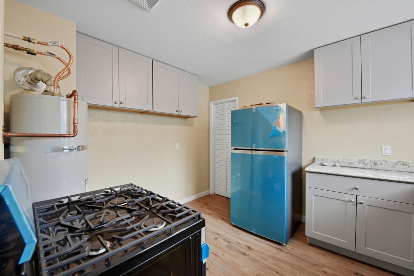 Detail Gallery Image 13 of 28 For 6928 Fresno St, Oakland,  CA 94605 - 9 Beds | 4 Baths