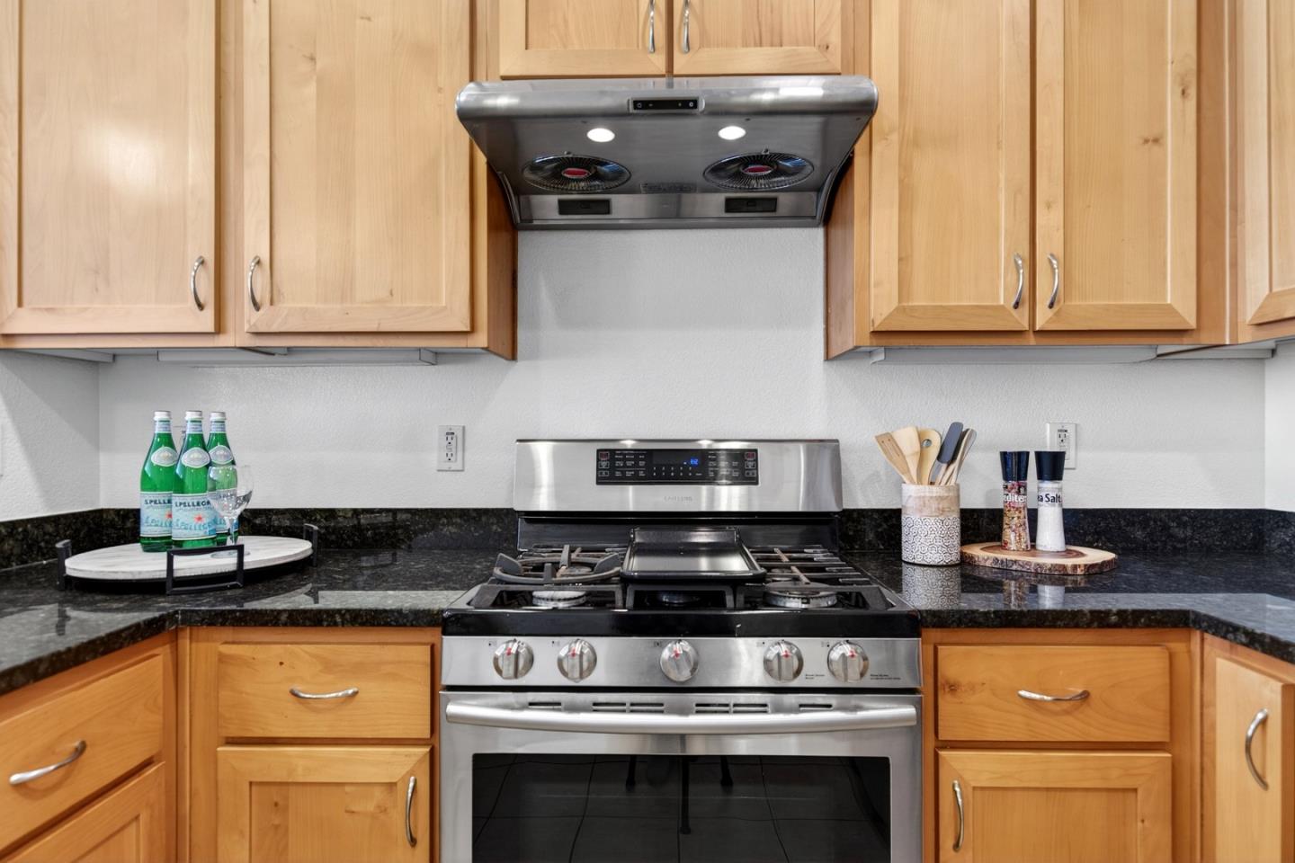 Detail Gallery Image 11 of 43 For 1388 Broadway #480,  Millbrae,  CA 94030 - 2 Beds | 2 Baths