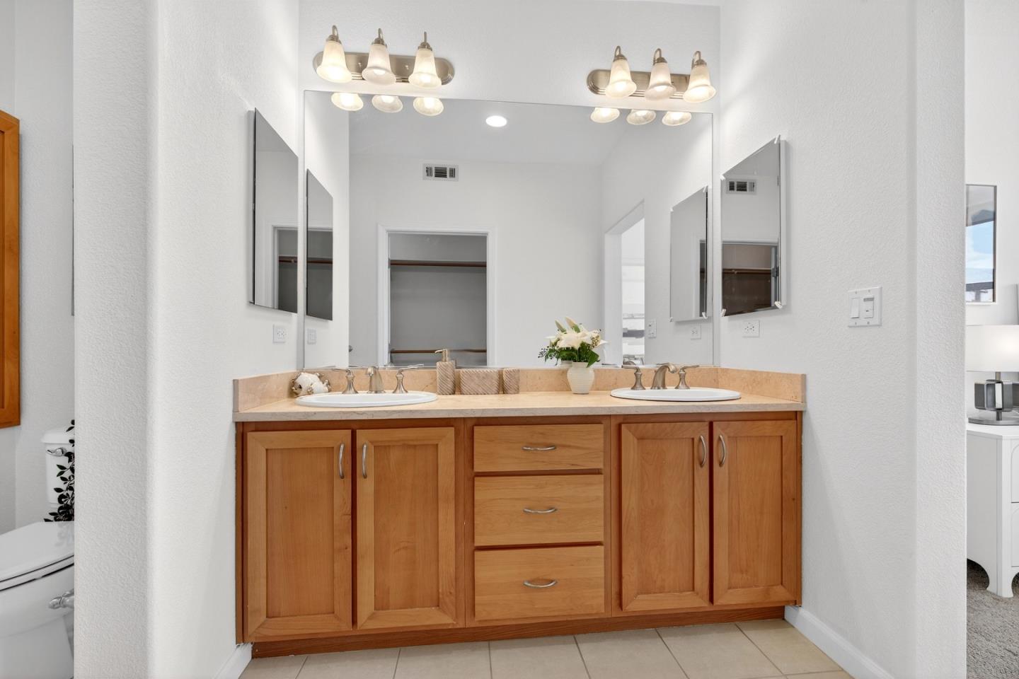 Detail Gallery Image 19 of 43 For 1388 Broadway #480,  Millbrae,  CA 94030 - 2 Beds | 2 Baths