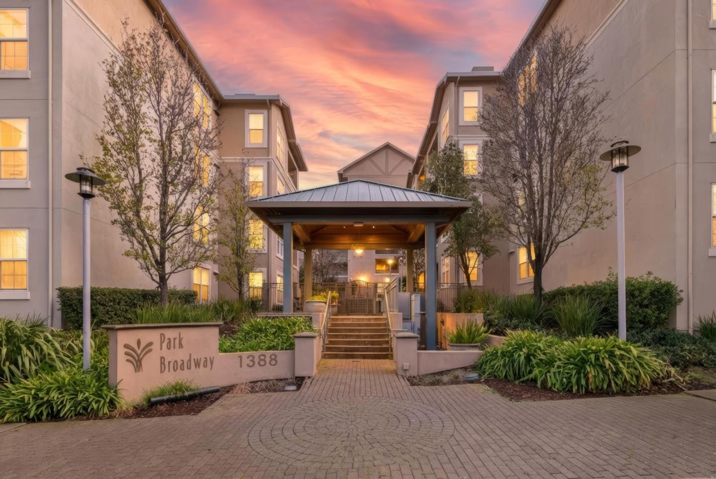 Detail Gallery Image 25 of 43 For 1388 Broadway #480,  Millbrae,  CA 94030 - 2 Beds | 2 Baths